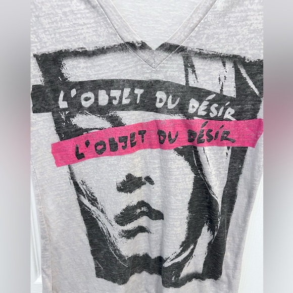 EXPRESS Graphic Tee - Picture 2 of 5